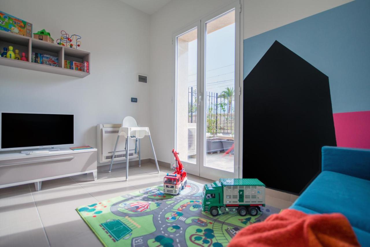 Babyaccommodation Family Comfort Ll Pietra Ligure Exterior photo