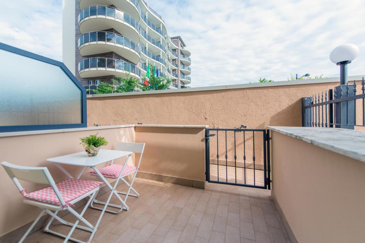 Babyaccommodation Family Comfort Ll Pietra Ligure Exterior photo